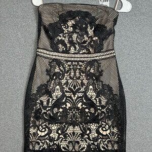 Vintage Y2K Express Strapless Dress with Black Lace and Cream Underlay